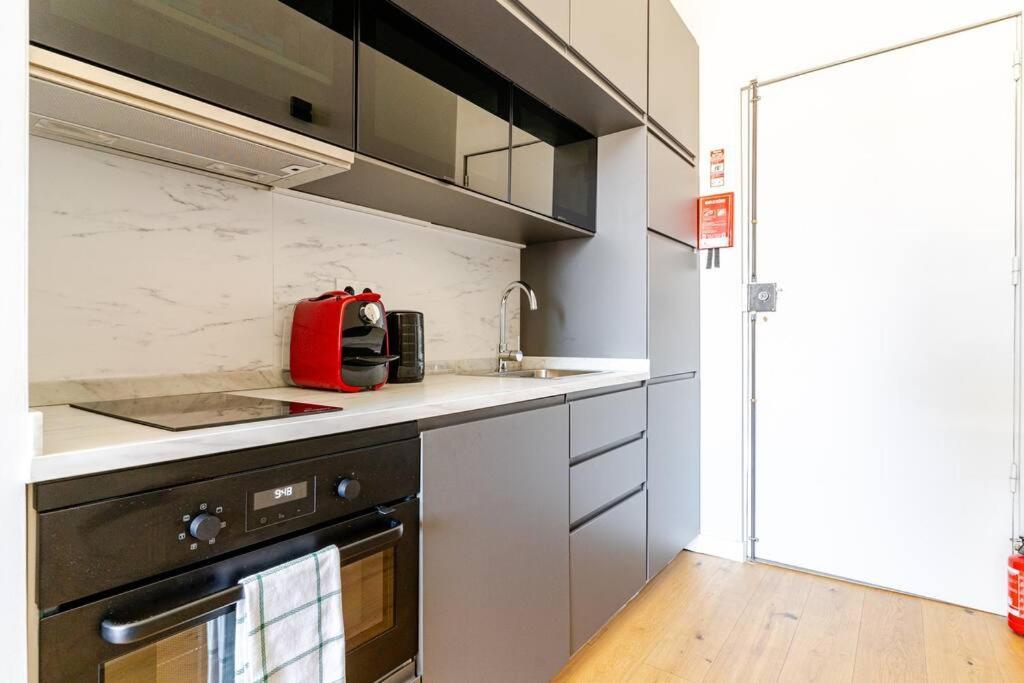 Modern Downtown Studio 波尔图 外观 照片